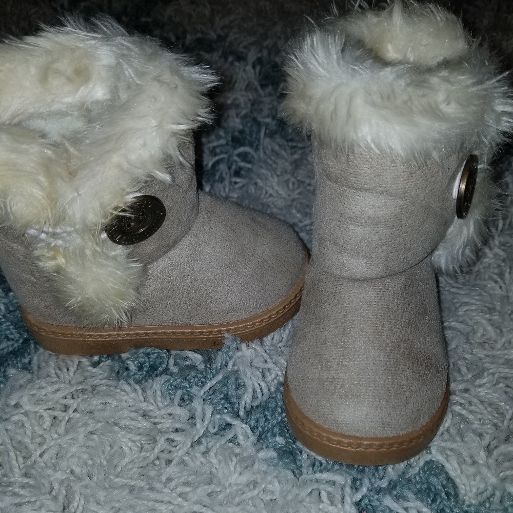 Toddler girl boots